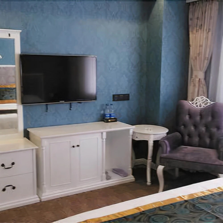 Rui'an Yinglun Hotel (Wuhan Chuhe Hanjie)
