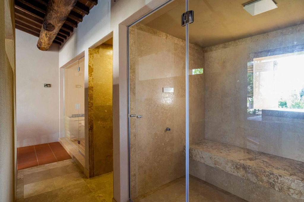 Casa allErta, villa with private pool