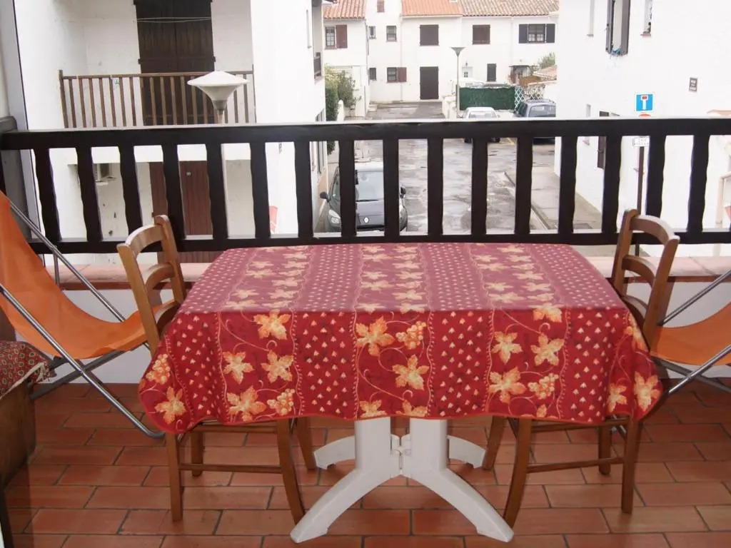 Studio Saintes-Maries-de-la-Mer, 1 pièce, 4 personnes - FR-1-475-57