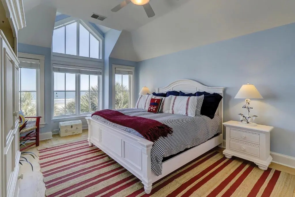 111 Dune Ln 6 BR Oceanfront Home Forest