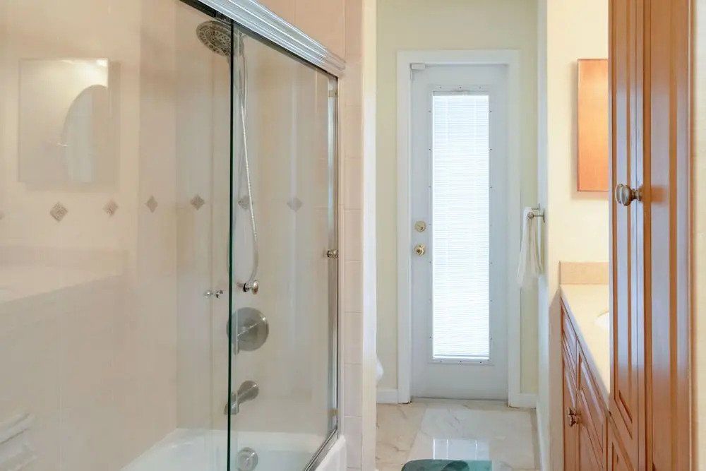 Gorgeous Canal W/ Private Pool & Dock 3 Bedroom Home