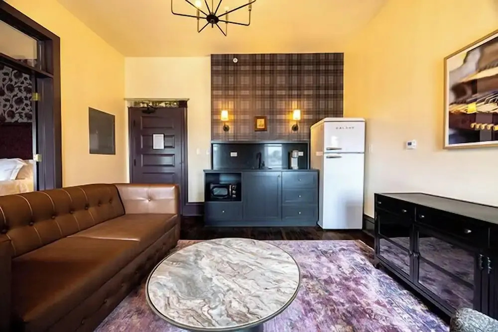Hotel Pontotoc