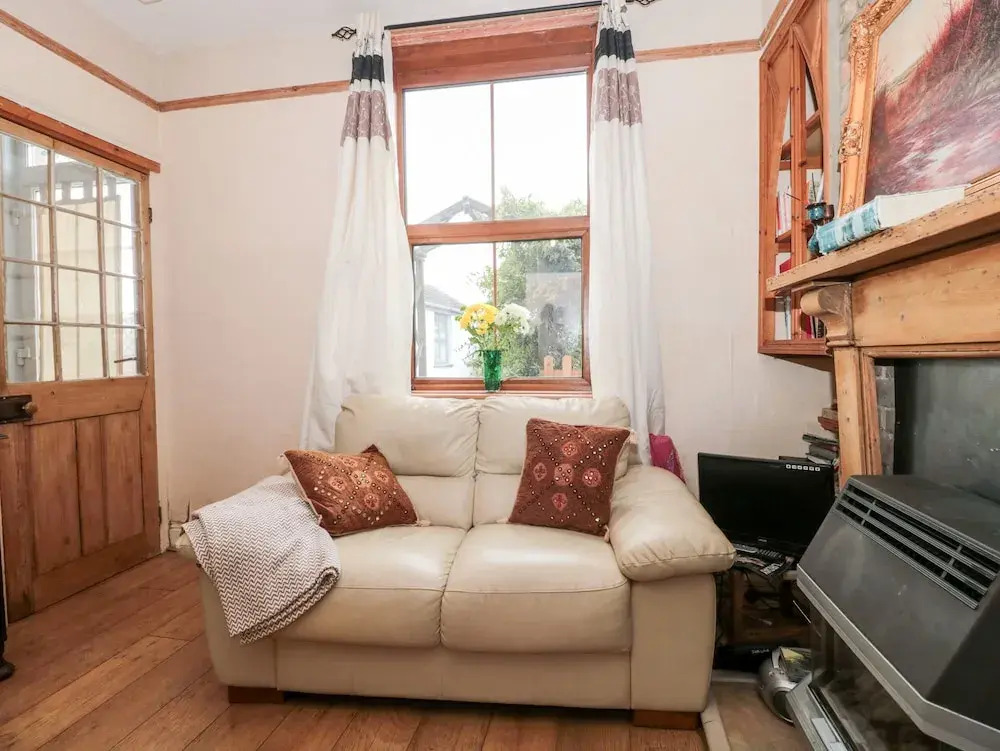 Oakman Cottage