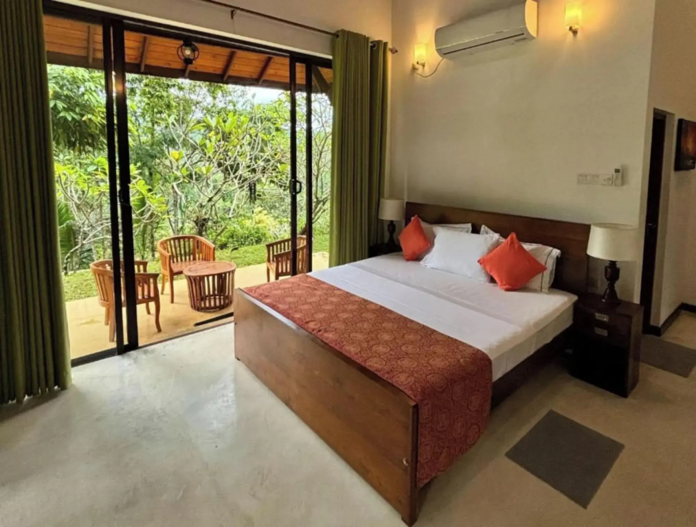 Aqua Dunhinda Villa
