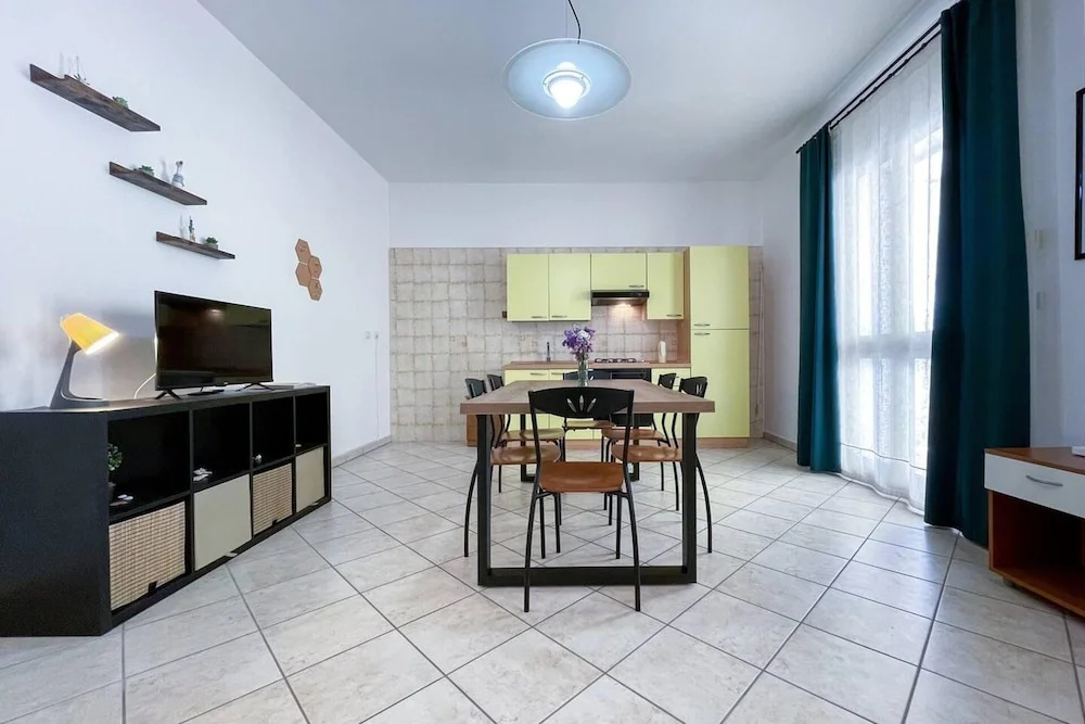 Beautiful 2-bed Apartment in Marina di Mancaversa