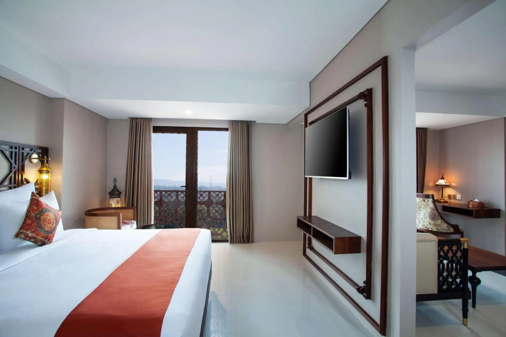 Alhambra Hotel & Convention, BW Signature Collection