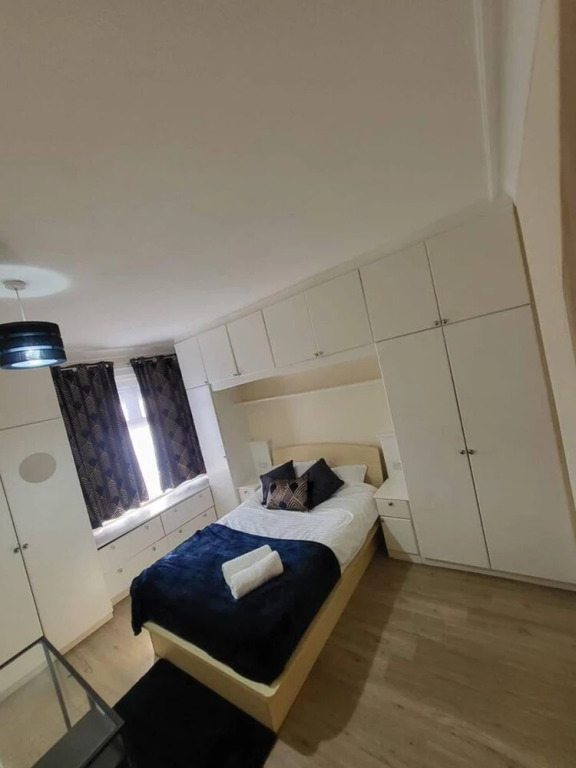 Beautiful 2-bed in the Heart of Hendon