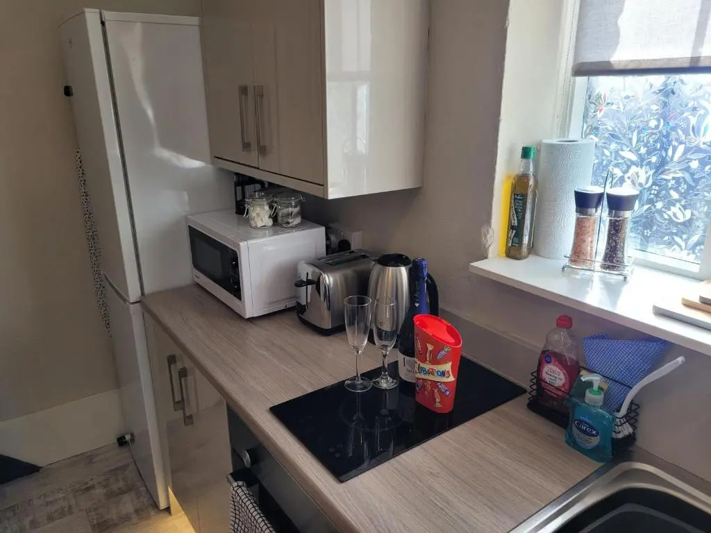 Carlisle Central, Cute Studio Appt, The Cupboard