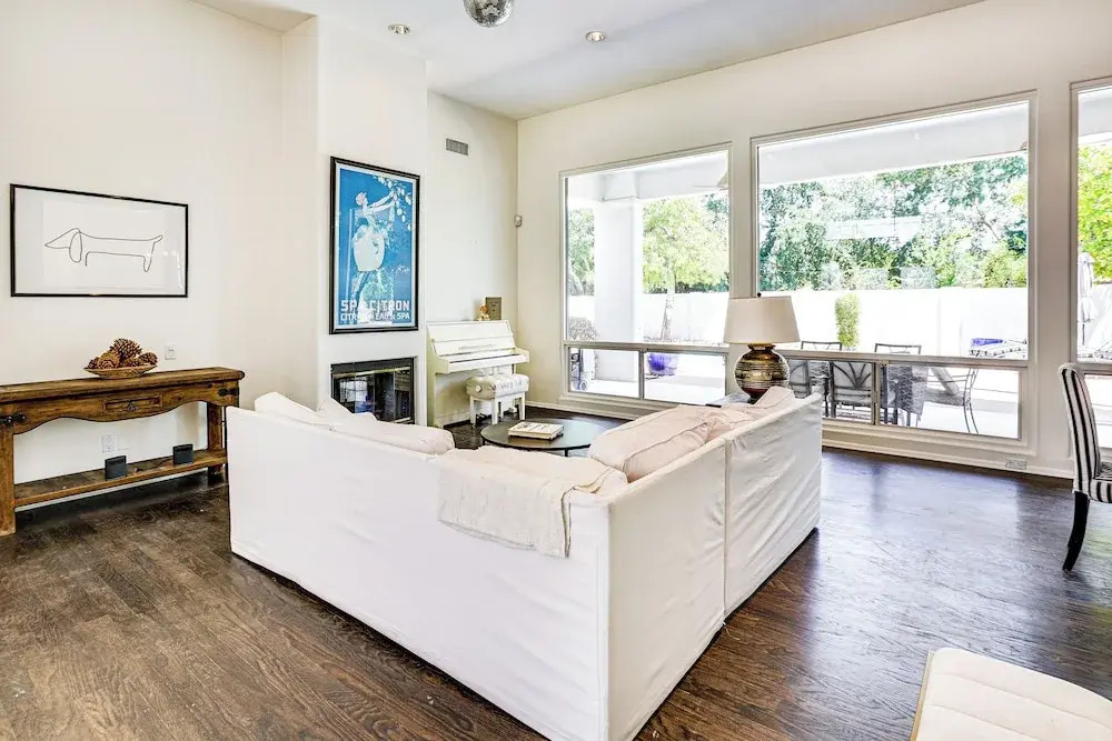 Dog Friendly! Modernist Oasis in North Scottsdale