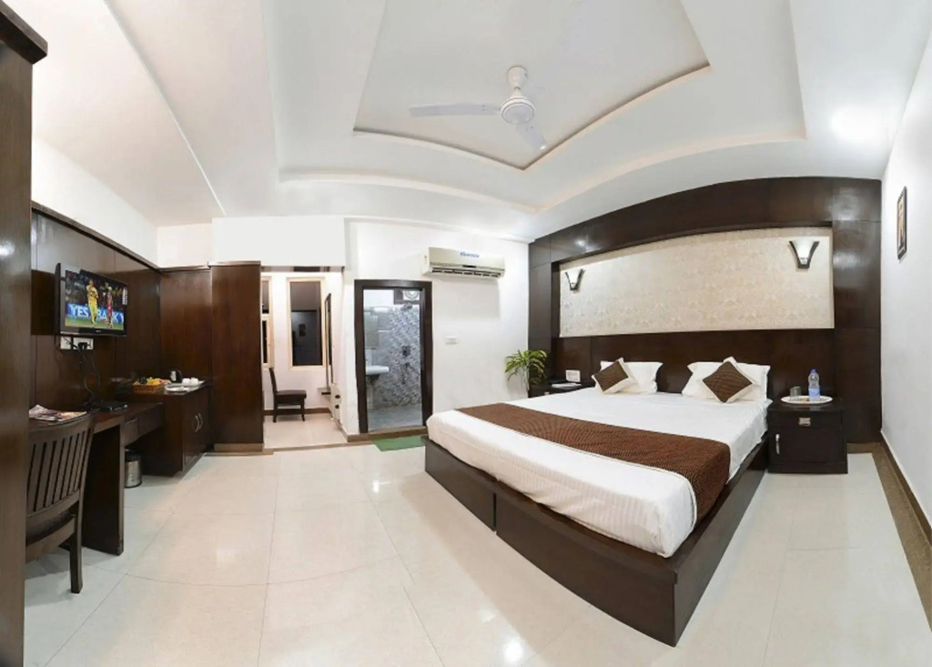 Hotel Agra Dazzling East Gate