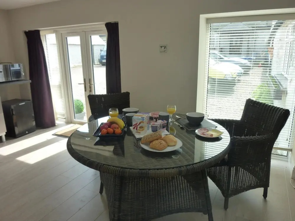 Toadhall Rooms