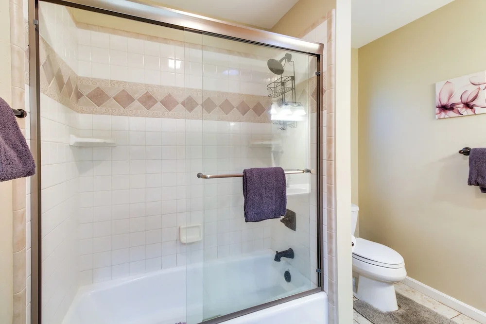 Dog-friendly Home on Pinetop Lakes Course!