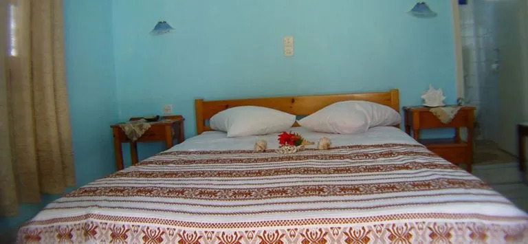 Tzivaeri