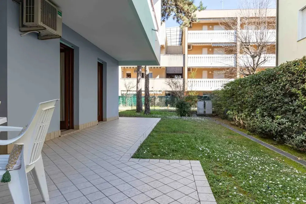 Welcoming Flat With Private Garden-beahost