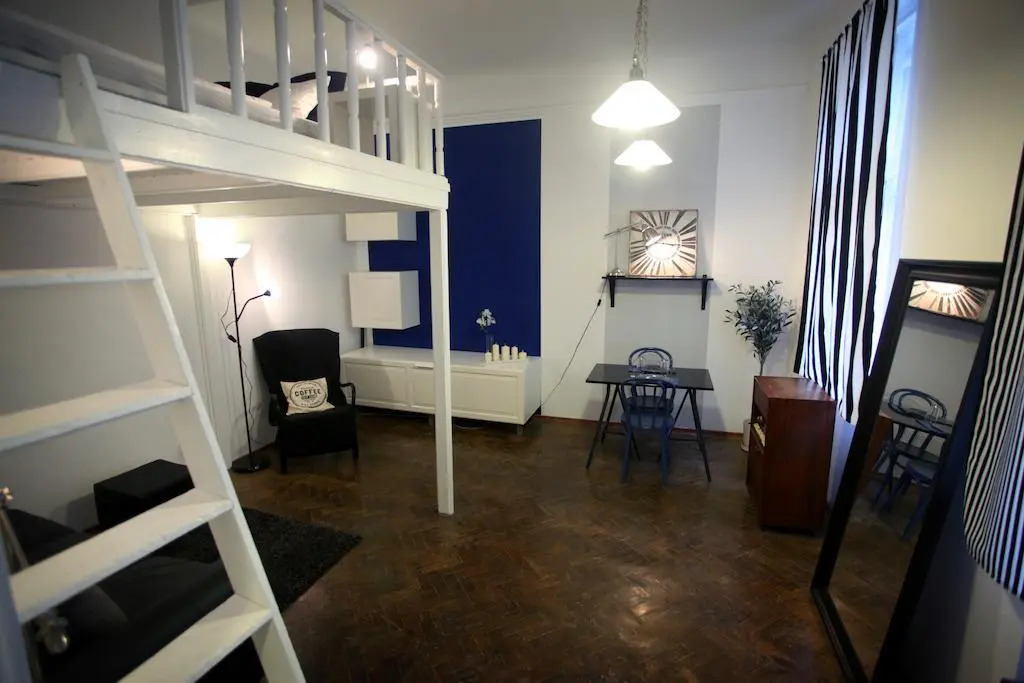 Trendy Equipped Apartment