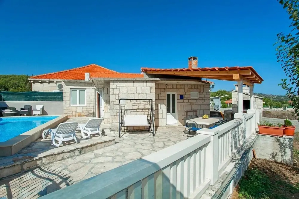 House Ivica