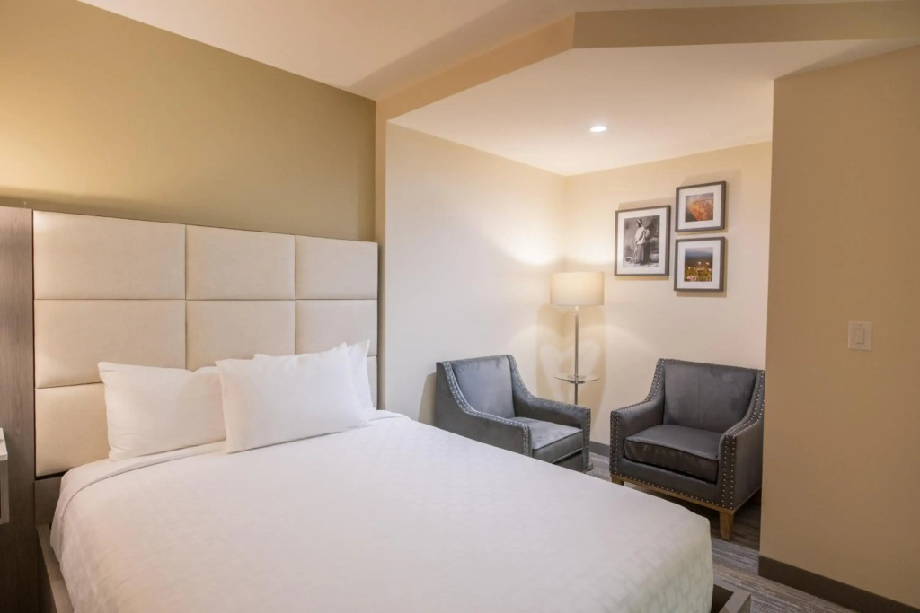 Apache Gold Resort Hotel