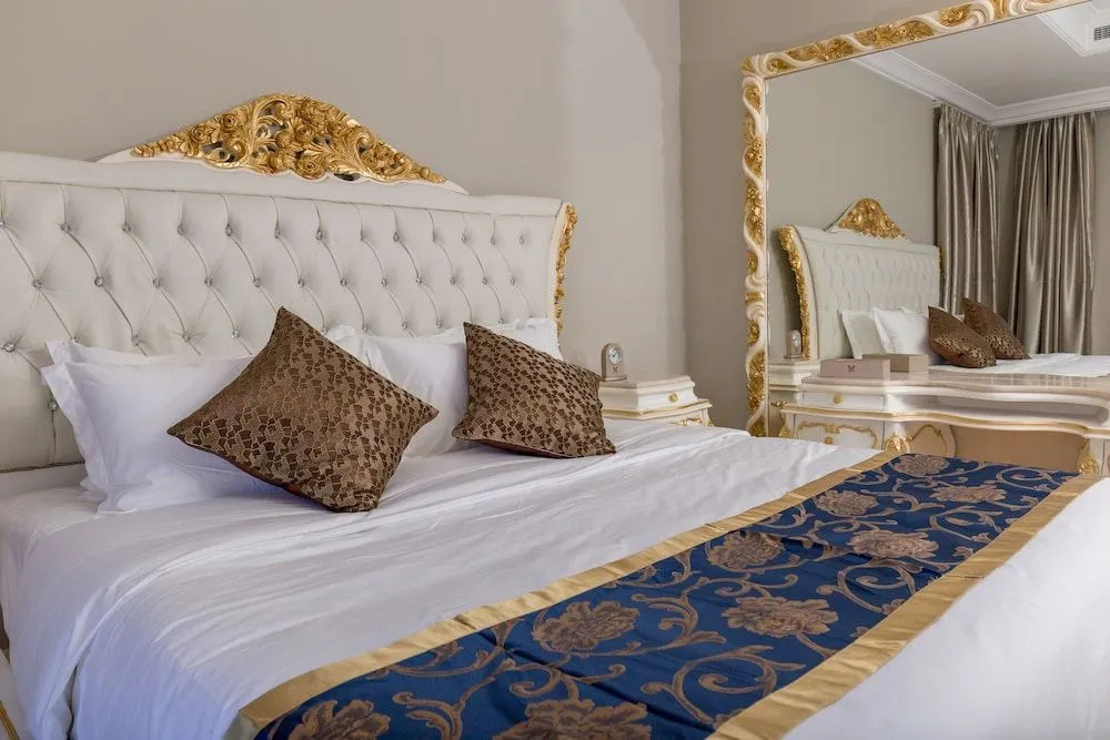 Bravoway Villa A29 in Palm Jumeirah