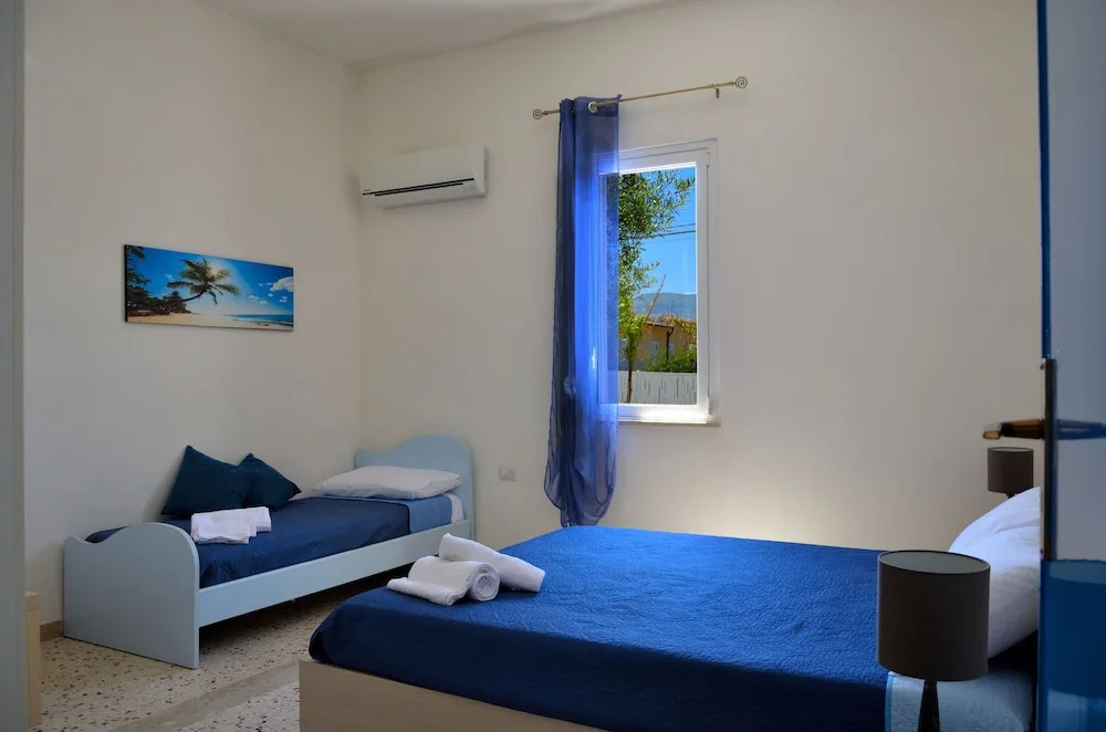 Villa con piscina Alcamo Marina