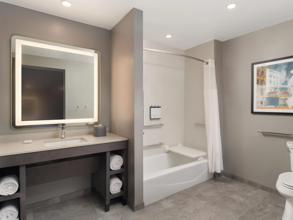 Hyatt House Schenectady / Mohawk Harbor