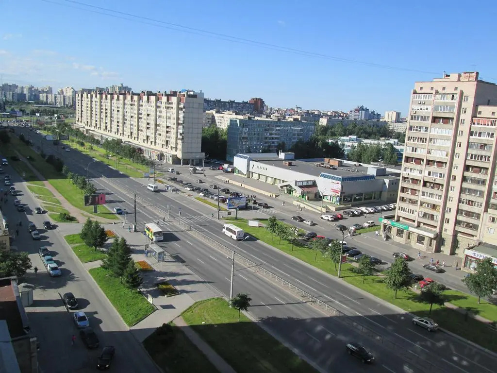 FlatHome24 on Prospekt Bolshevikov 9