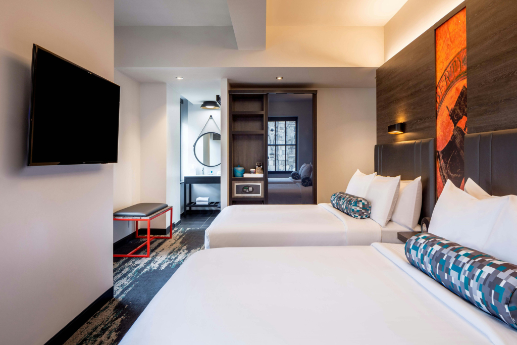 Aloft by Marriott Philadelphia Downtown