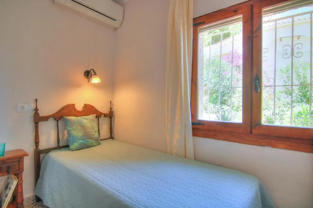 Villa con piscina y vistas al mar - Mar 27 H