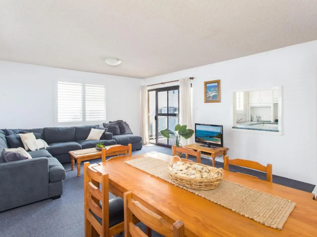 Hibiscus Court 5