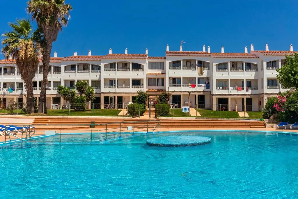 Calan Blanes Park 2adults 4children