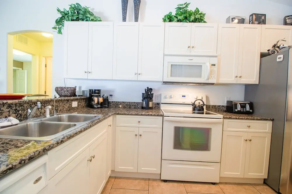 Stylish Pool Close To Withlacoochee Bike Trail 3 Bedroom Home by RedAwning