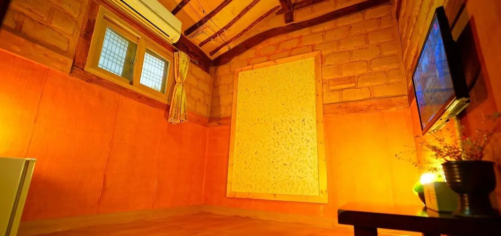 Damso Guest House