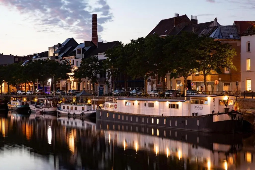 Hotel The Boatel