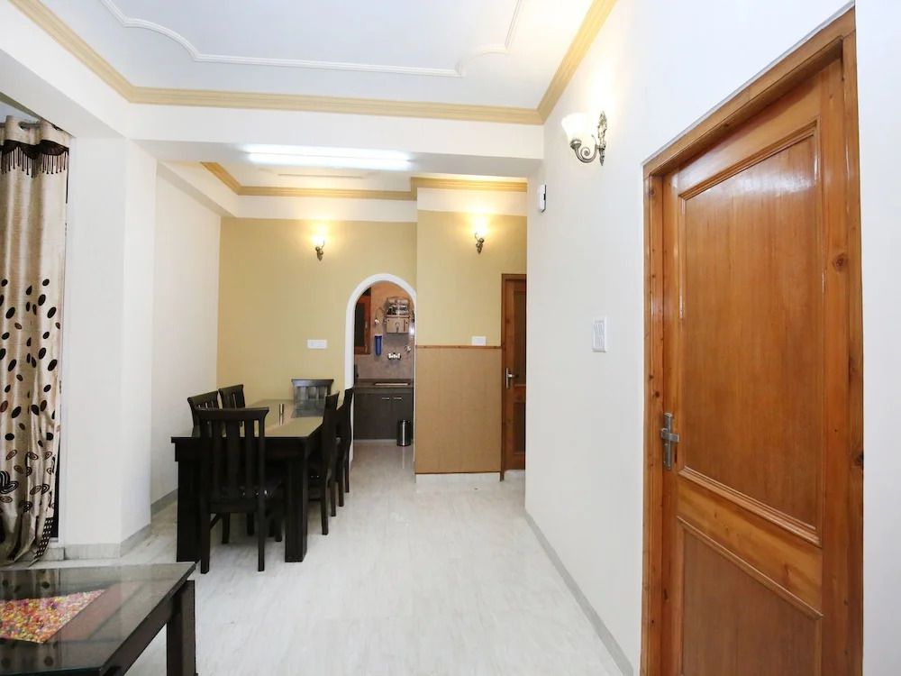 OYO 10860 Home Modern 3BHK New Shimla