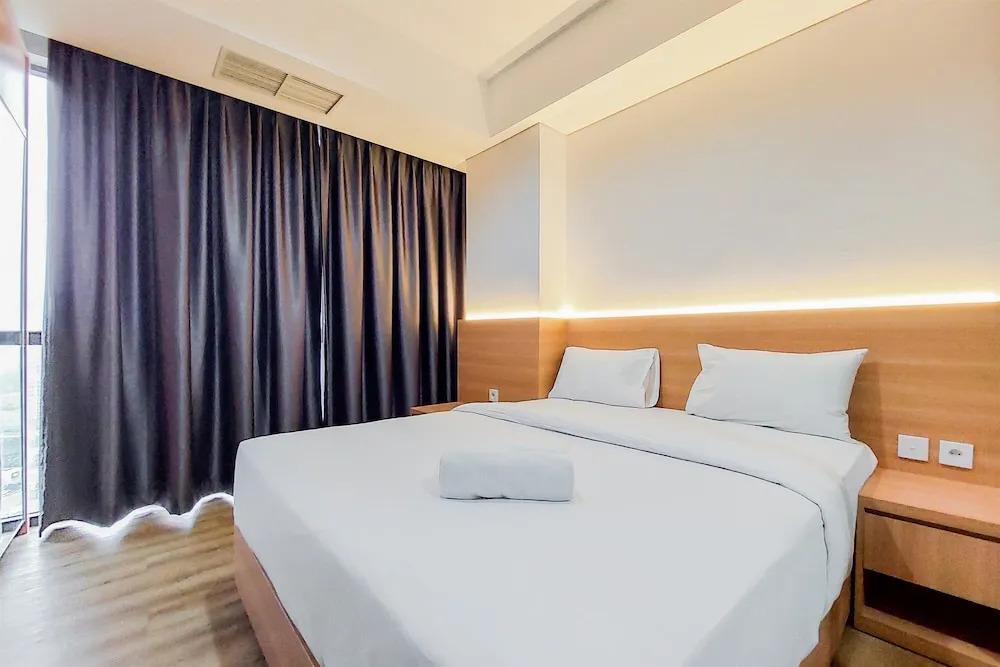 Gorgeous and Tidy 1BR Apartment at The Smith Alam Sutera By Travelio