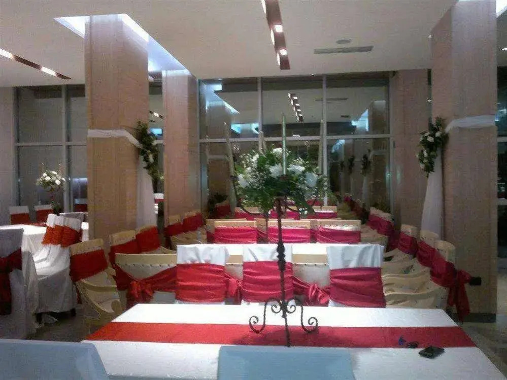 Albion Hotel