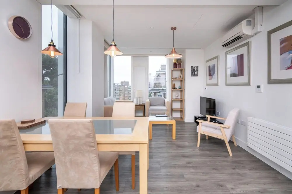 Chic & Stylish 2Bed in Heart of London, London