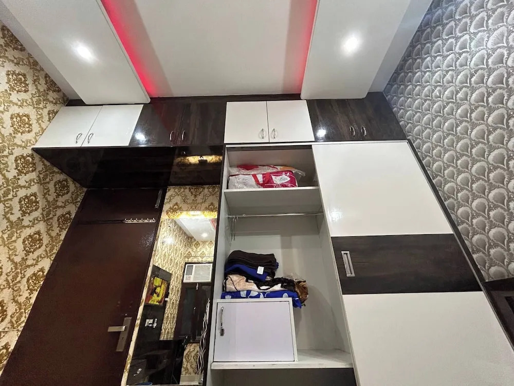 Entire 3bhk Luxury Flat in Zirakpur-Panchkula-Chandigarh-Mohali, Punjab, India