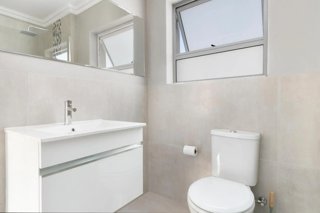 Stunning, Luxurious Apartment close to the beach
