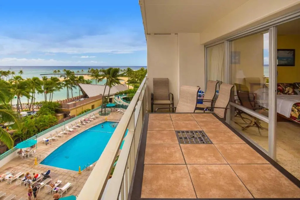 Ilikai 542 - Studio Condo