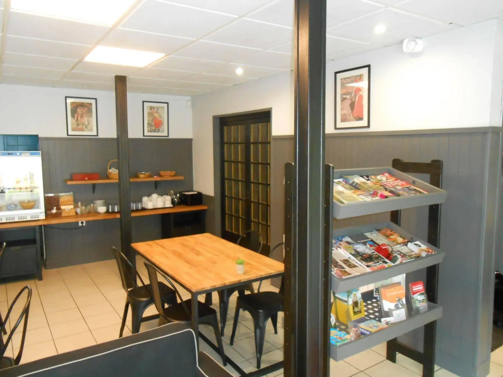 Brit Hôtel Essentiel Limoges Nord Calme, Parking gratuit, accès rapide A20
