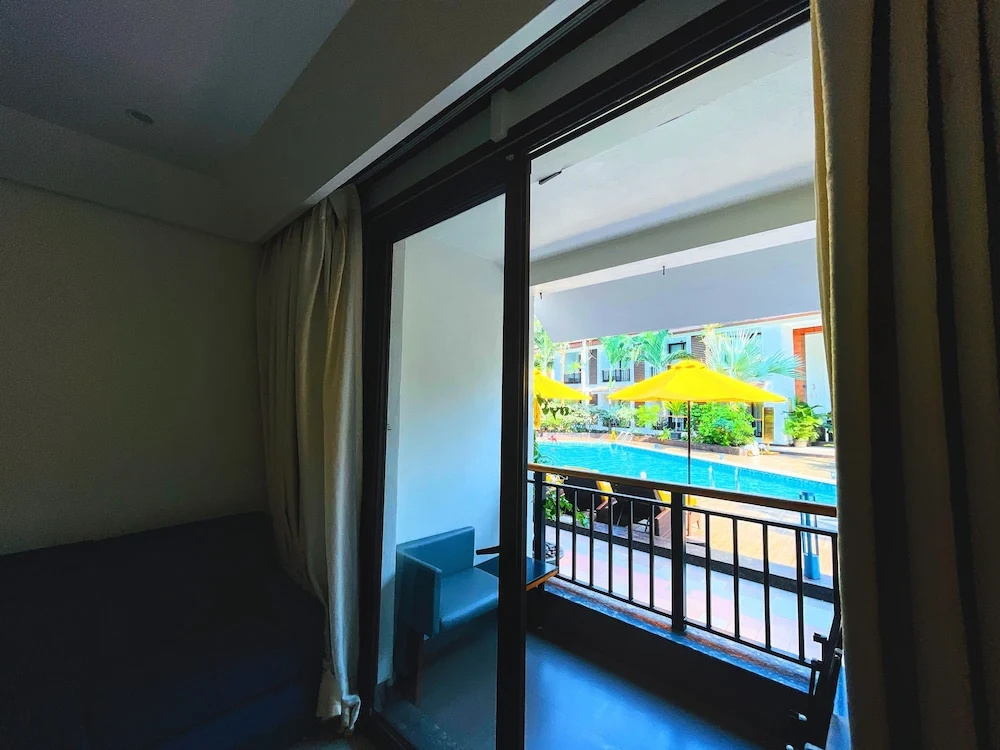 Sobit Sarovar Portico