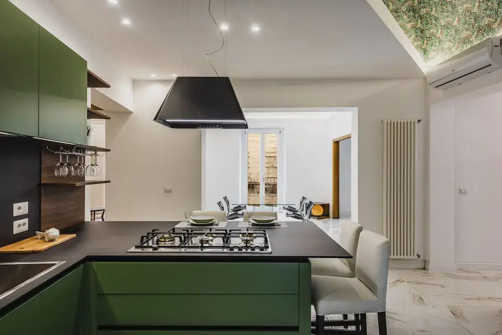 Upscale Urban Apartment by Wonderful Italy