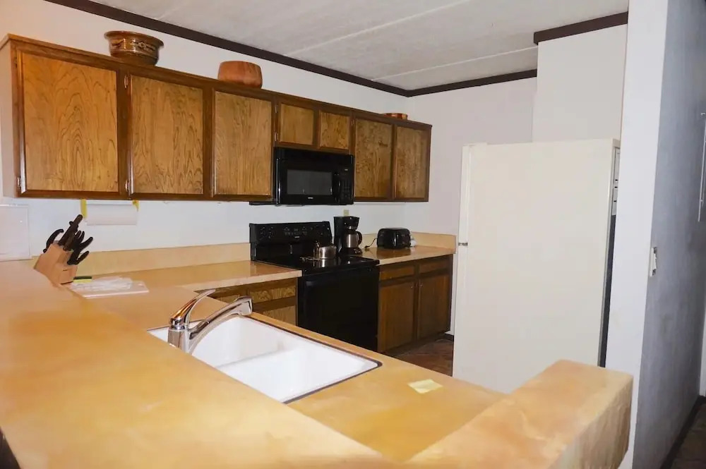 Lakeview 826 #109 - 2 Br Condo