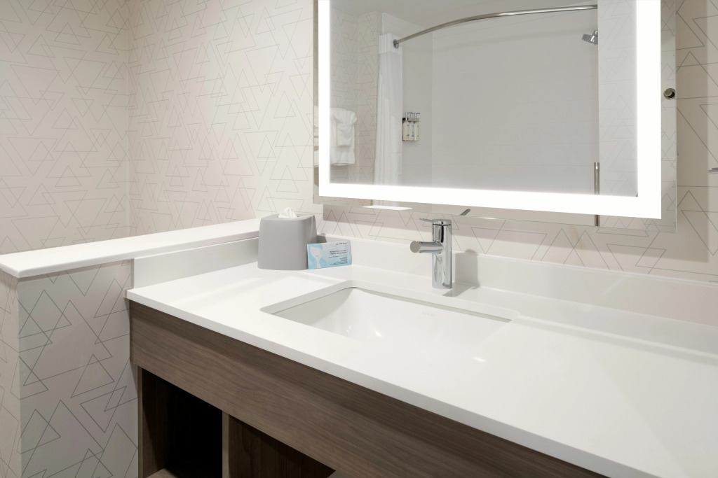 Holiday Inn Express & Suites - Hollister by IHG