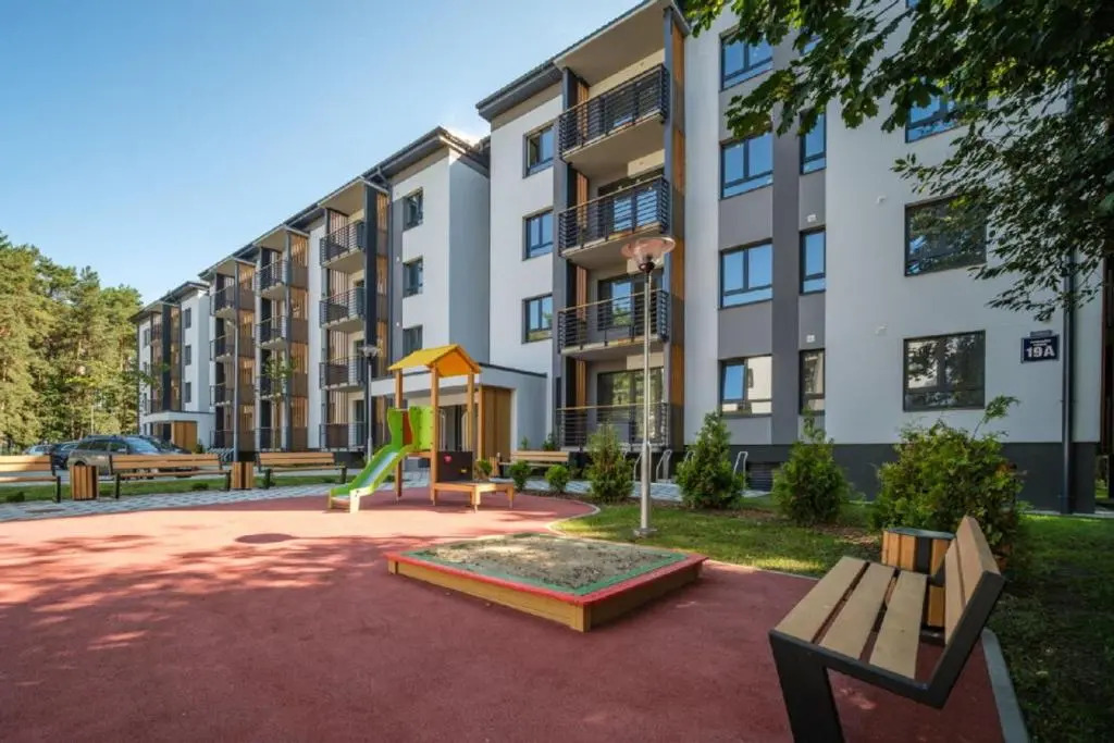Cozy 2-bedrooms apartment in a new complex near the center and the sea
