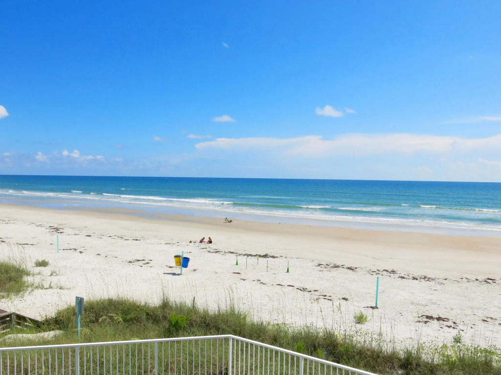 New Smyrna Waves MOD Collection by Sonesta