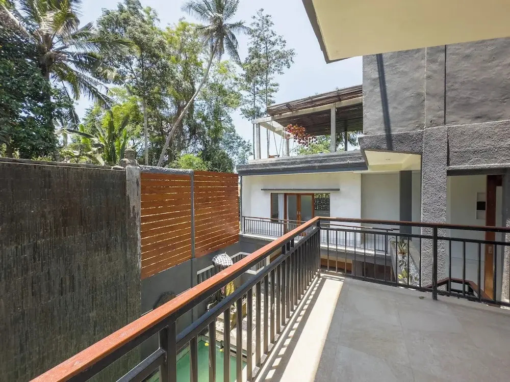 Giriya Amerta Hotel