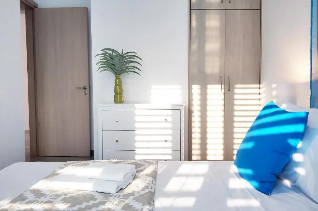 Nissini Blanco, 3 bedroom villa with private pool, 5 min to the beach