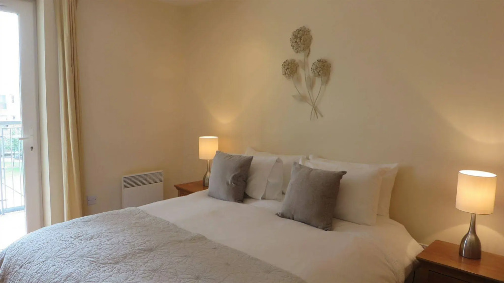 Citystay Living- Warren Close