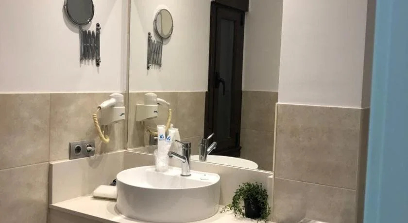 Hotel tres estrellas Casa Maribona Gela